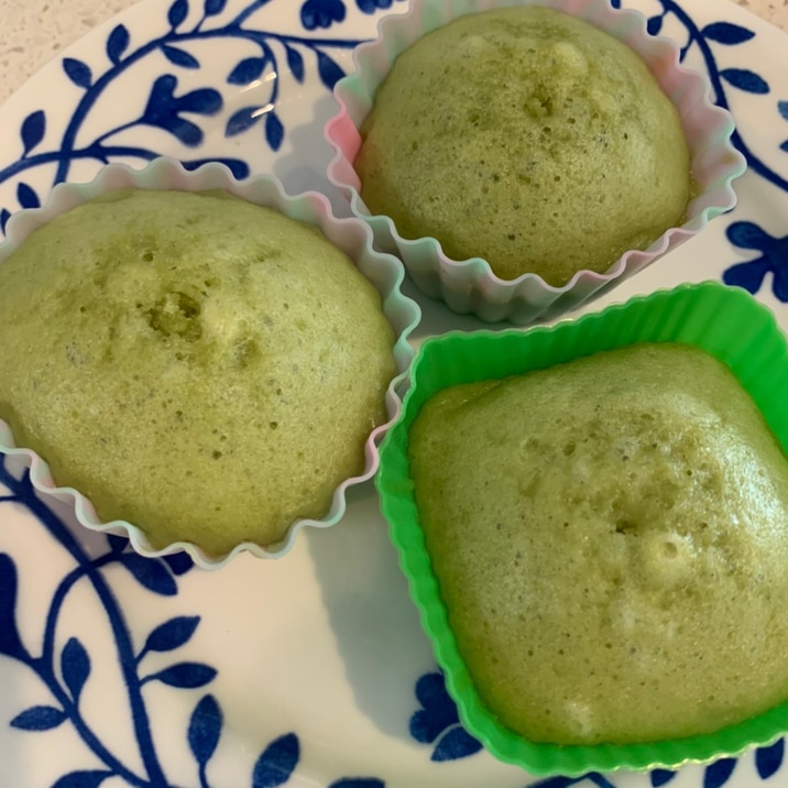 ホットケーキミックスで作る蒸しパン 青汁入り レシピ 作り方 By みひろれいか 楽天レシピ ホットケーキミックスで作る蒸しパン 青汁入り レシピ 作り方 By みひろれいか 楽天レシピ
